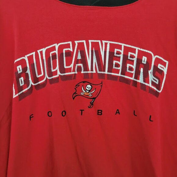 NFL BRAND RED AND BLACK BUCCANEERS POLO SHIRT - Picture 2 of 4